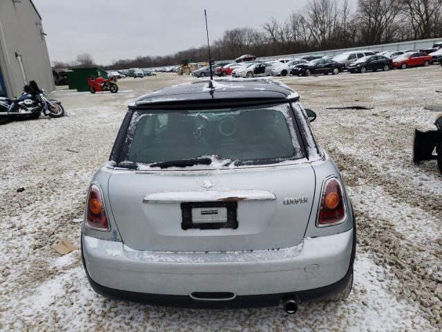 Photo 6 from auction – 2008 MINI COOPER with VIN WMWMF33588TU68381