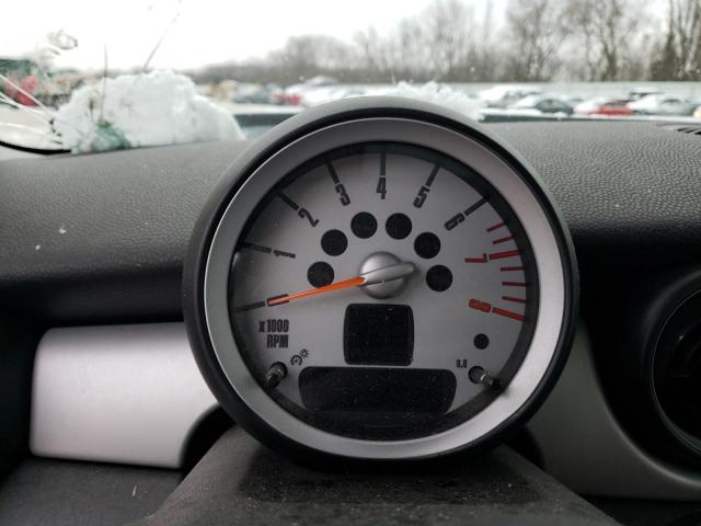 Photo 9 from auction – 2008 MINI COOPER with VIN WMWMF33588TU68381