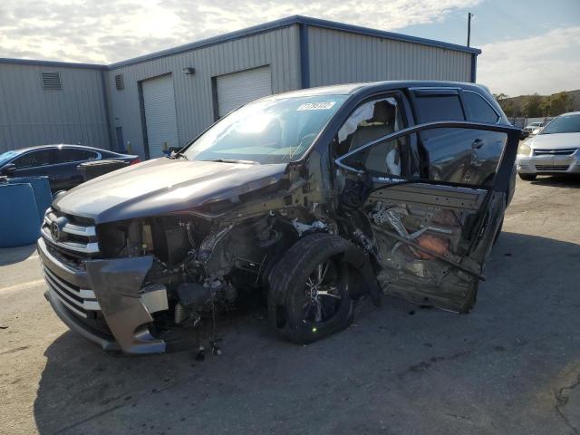 TOYOTA HIGHLANDER 2019 with VIN 5TDZZRFH7KS345590 - Photo from auction