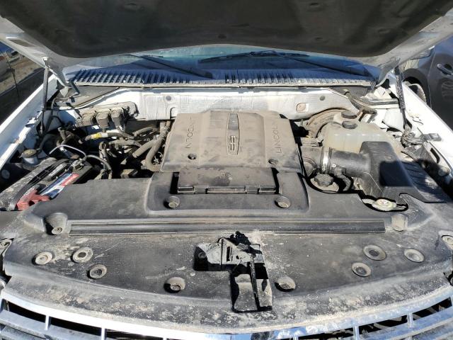 Photo 12 from auction – 2011 LINCOLN NAVIGATOR with VIN 5LMJJ2H51BEJ06775