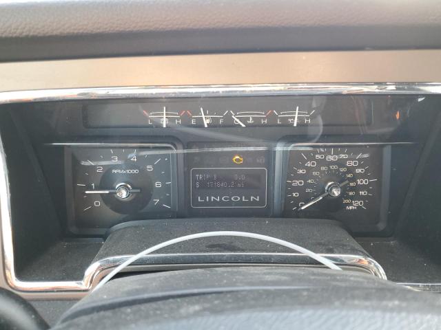 Photo 9 from auction – 2011 LINCOLN NAVIGATOR with VIN 5LMJJ2H51BEJ06775