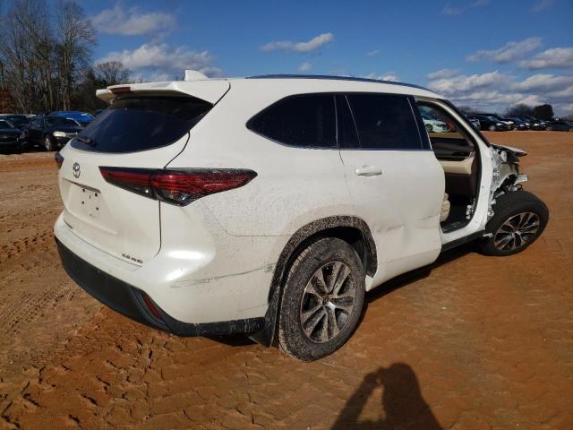 Photo 3 from auction – 2021 TOYOTA HIGHLANDER with VIN 5TDHZRBH2MS067735