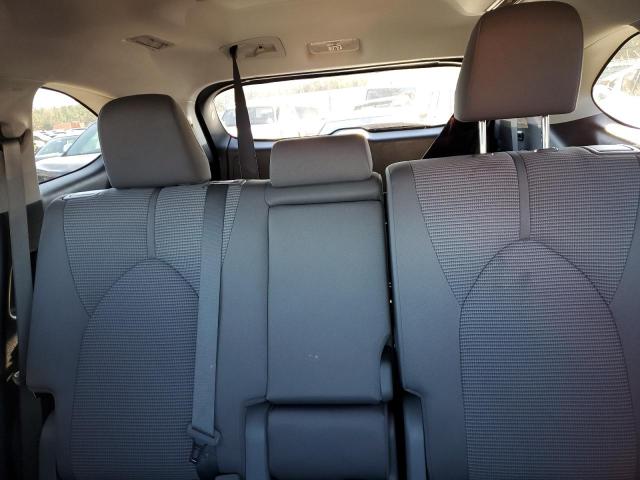 Photo 10 from auction – 2022 TOYOTA HIGHLANDER with VIN 5TDBZRBH7NS214042