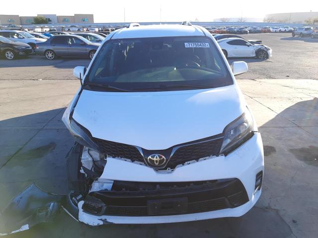 Photo 5 from auction – 2018 TOYOTA SIENNA SE with VIN 5TDXZ3DC7JS909488