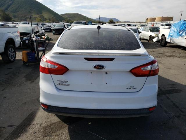 Photo 6 from auction – 2014 FORD FOCUS SE with VIN 1FADP3F21EL104208