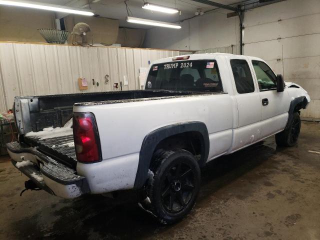 Photo 3 from auction – 2004 CHEVROLET silverado with VIN 2GCEK19V441216917