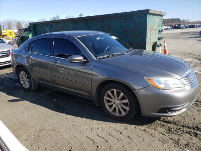 Photo 4 from auction – 2013 CHRYSLER 200 TOURIN with VIN 1C3CCBBB9DN557632