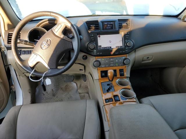 Photo 8 from auction – 2009 TOYOTA HIGHLANDER with VIN JTEEW44AX92027489