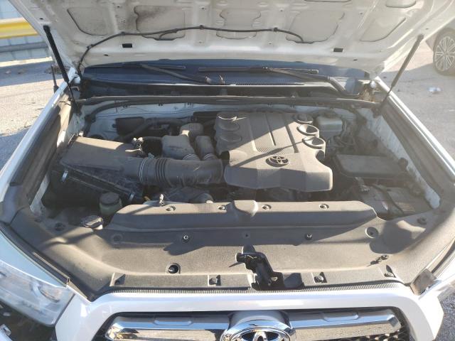 Photo 12 from auction – 2010 TOYOTA 4RUNNER SR with VIN JTEBU5JR1A5030163