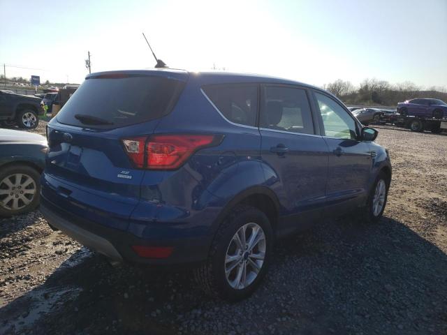 Photo 3 from auction – 2019 FORD ESCAPE SE with VIN 1FMCU0GD5KUB14268