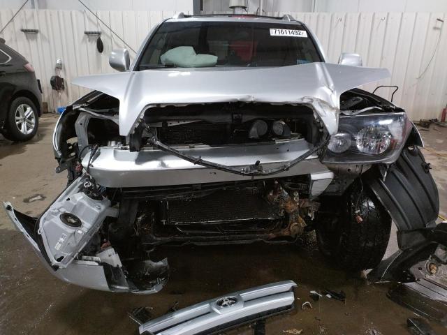 Photo 5 from auction – 2004 TOYOTA 4RUNNER LI with VIN JTEBU17R448025543