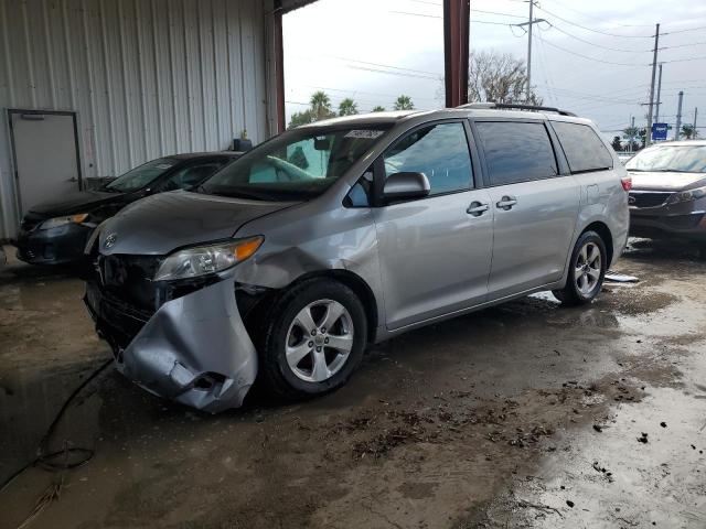 Photo 1 from auction – 2017 TOYOTA SIENNA LE with VIN 5TDKZ3DC0HS812895