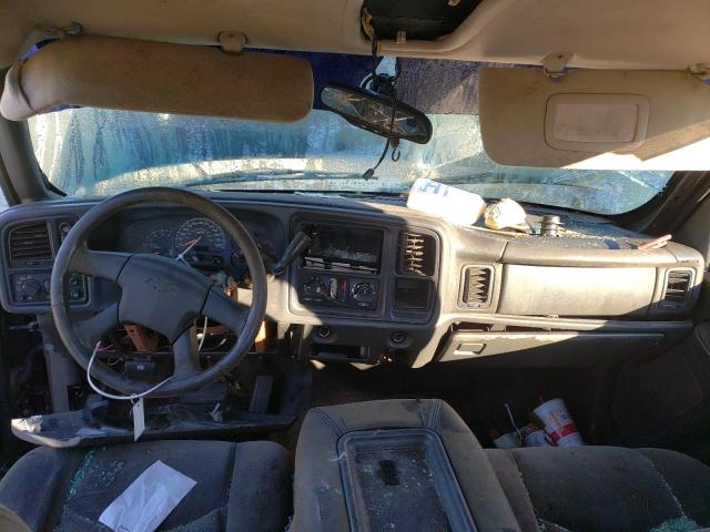 Photo 8 from auction – 2005 CHEVROLET SILVERADO with VIN 1GCEK19B95Z109036
