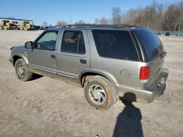 Photo 2 from auction – 2000 CHEVROLET BLAZER with VIN 1GNDT13W6Y2242393