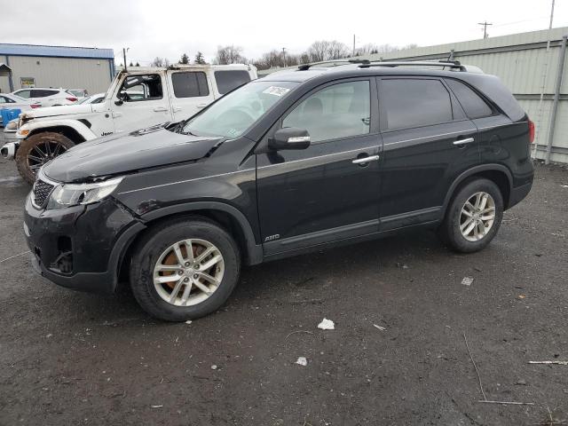 KIA SORENTO LX 2015 with VIN 5XYKTDA68FG637019 - Photo from auction