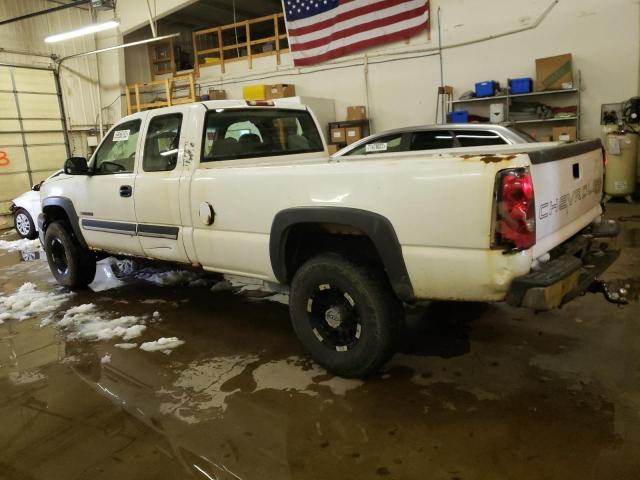Photo 2 from auction – 2005 CHEVROLET SILVERADO with VIN 1GCHC29U95E223563