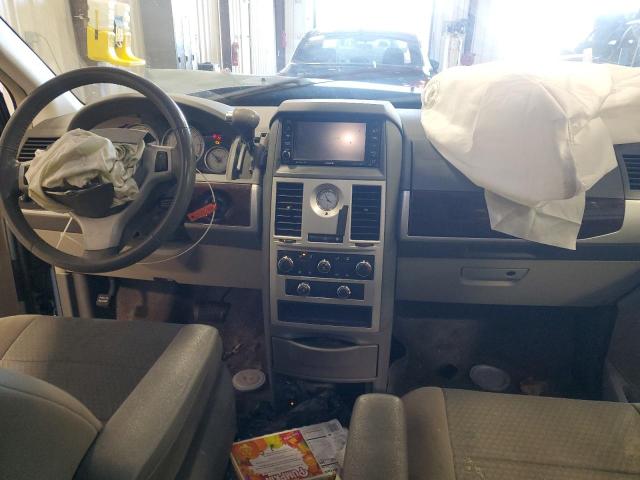 Photo 8 from auction – 2010 CHRYSLER TOWN & COU with VIN 2A4RR5D19AR366344