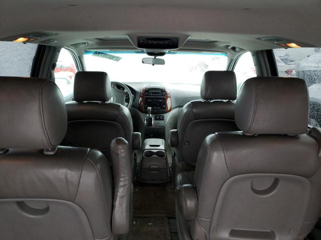 Photo 8 from auction – 2005 TOYOTA SIENNA XLE with VIN 5TDZA22C05S366567
