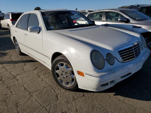 Photo 4 from auction – 2000 MERCEDES-BENZ E-320 with VIN WDBJF65J4YB098505