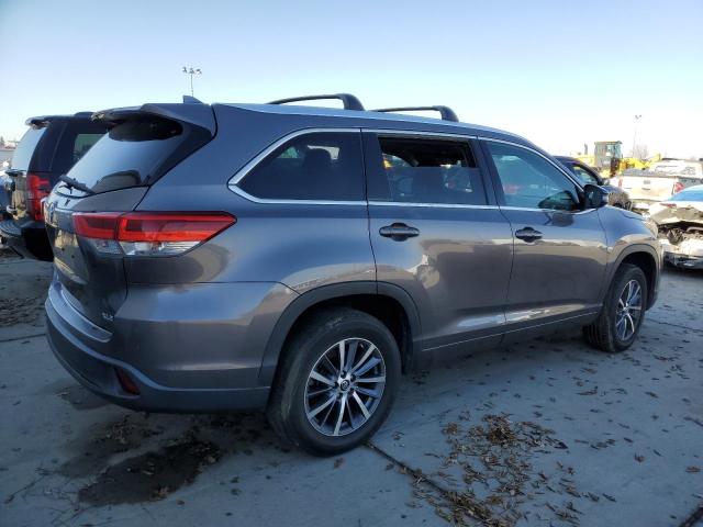 Photo 3 from auction – 2018 TOYOTA HIGHLANDER with VIN 5TDKZRFH2JS530453