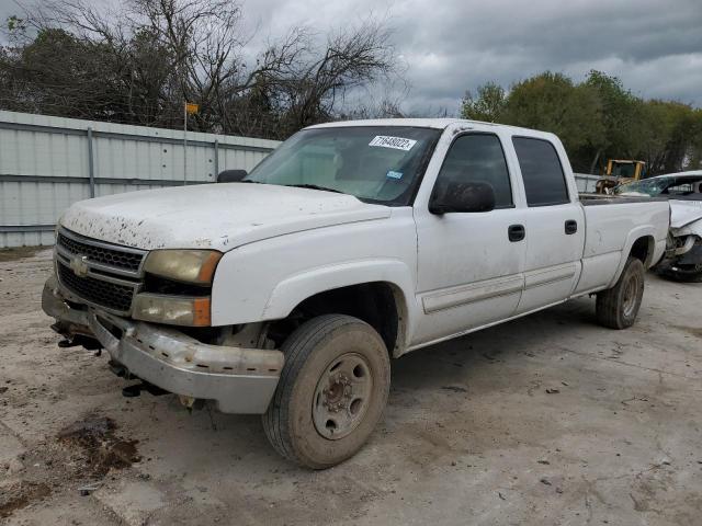 CHEVROLET SILVERADO 2006 with VIN 1GCHC23U16F114079 - Photo from auction