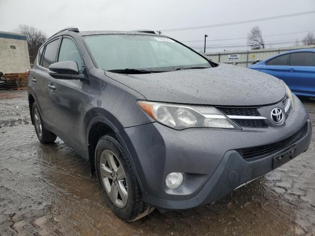 Photo 4 from auction – 2015 TOYOTA RAV4 XLE with VIN 2T3RFREV1FW237079