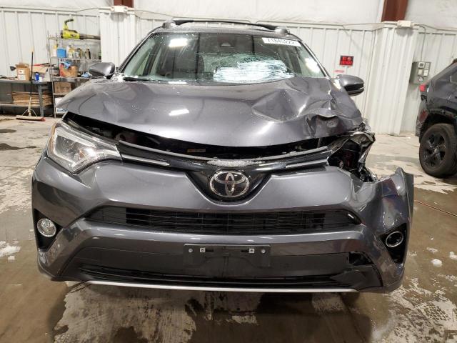 Photo 5 from auction – 2017 TOYOTA RAV4 LIMIT with VIN JTMDFREV6HD216979