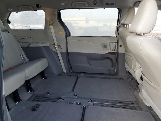 Photo 11 from auction – 2011 TOYOTA SIENNA XLE with VIN 5TDYK3DC8BS162364
