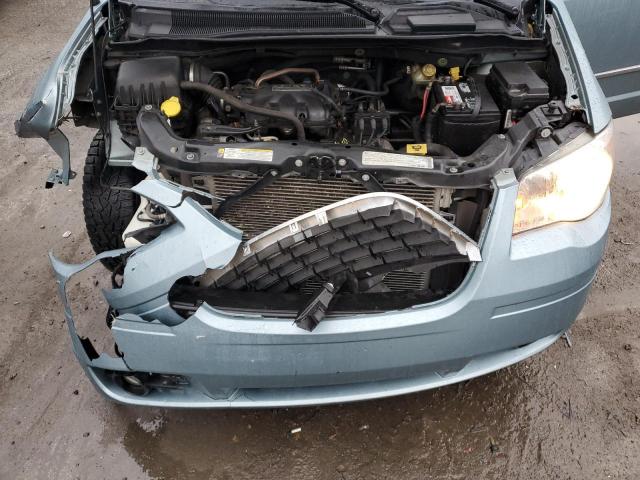 Photo 12 from auction – 2010 CHRYSLER TOWN & COU with VIN 2A4RR5D1XAR415390