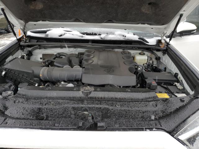 Photo 11 from auction – 2019 TOYOTA 4RUNNER SR with VIN JTEBU5JR0K5643425
