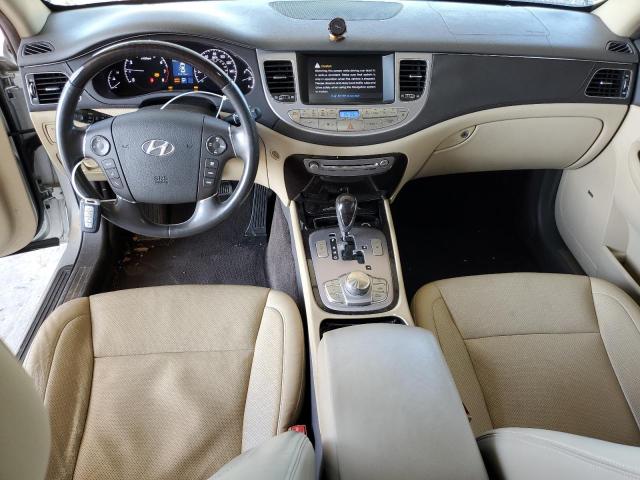 Photo 8 from auction – 2011 HYUNDAI GENESIS 4. with VIN KMHGC4DF5BU131704