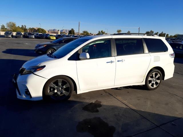 Photo 1 from auction – 2018 TOYOTA SIENNA SE with VIN 5TDXZ3DC7JS909488