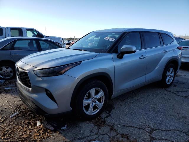 TOYOTA HIGHLANDER 2022 with VIN 5TDZZRAH3NS543126 - Photo from auction