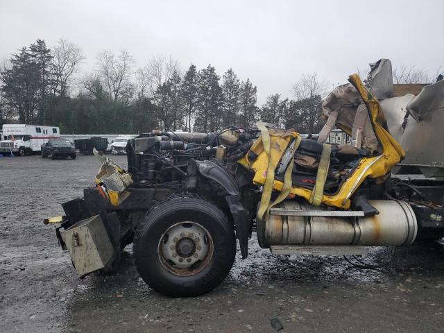 Photo 10 from auction – 2005 MACK 700 CV700 with VIN 1M2AG11C75M016318