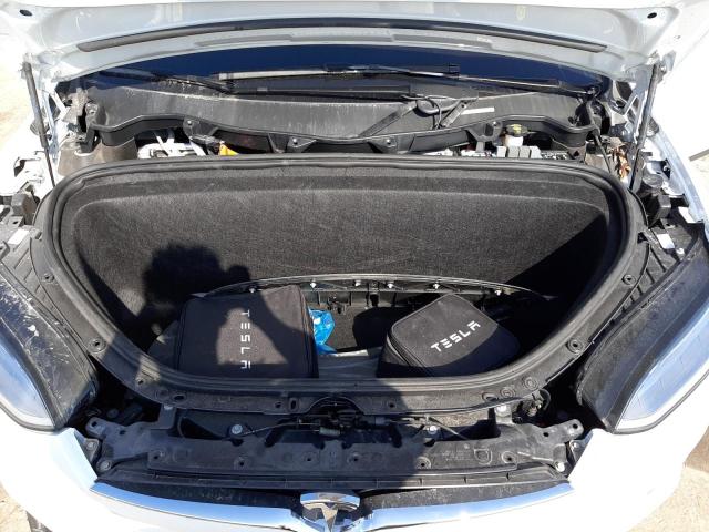 Photo 12 from auction – 2018 TESLA MODEL X with VIN 5YJXCBE26JF113675