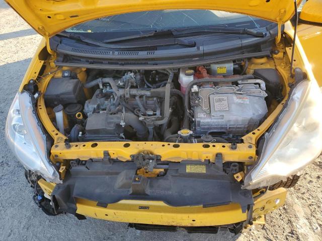 Photo 11 from auction – 2014 TOYOTA PRIUS C with VIN JTDKDTB31E1060361