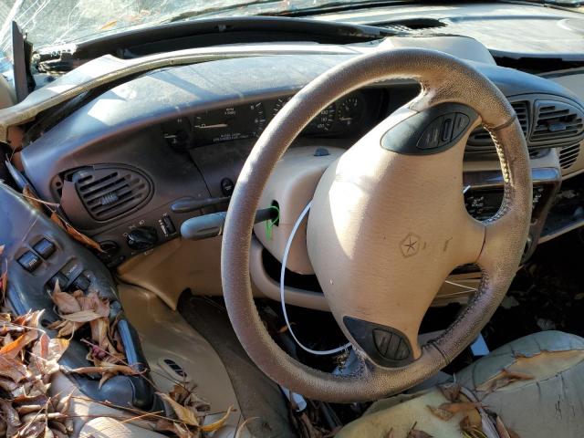 Photo 9 from auction – 2000 CHRYSLER TOWN & COU with VIN 1C4GP54L4YB531522