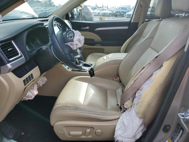 Photo 7 from auction – 2016 TOYOTA HIGHLANDER with VIN 5TDKKRFH7GS148187