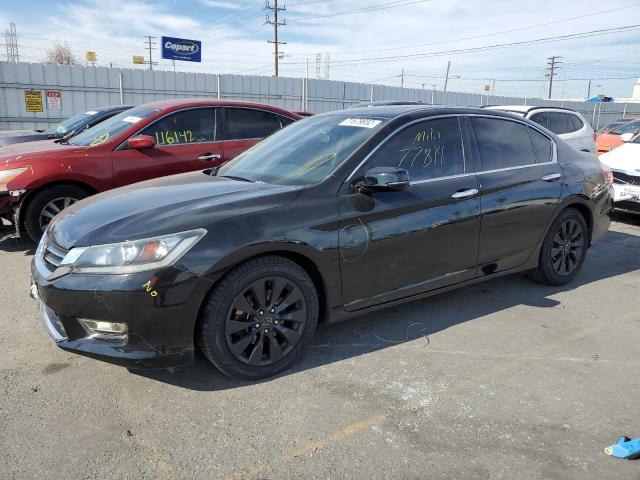 HONDA ACCORD EXL 2013 with VIN 1HGCR2F8XDA215768 - Photo from auction