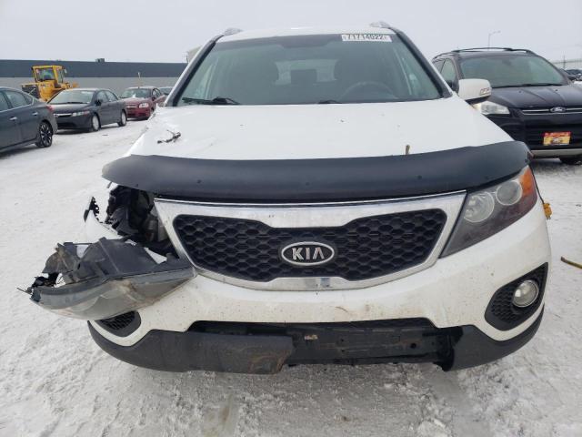 Photo 5 from auction – 2013 KIA SORENTO LX with VIN 5XYKTDA23DG314491