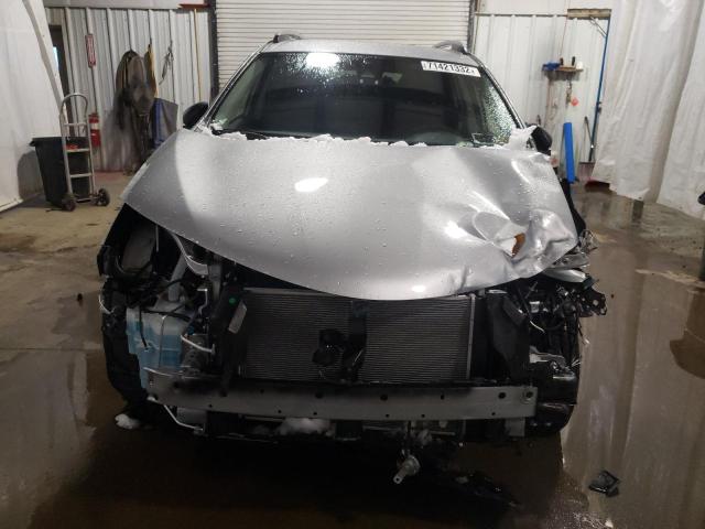 Photo 5 from auction – 2018 TOYOTA RAV4 LE with VIN JTMBFREV0JJ237860
