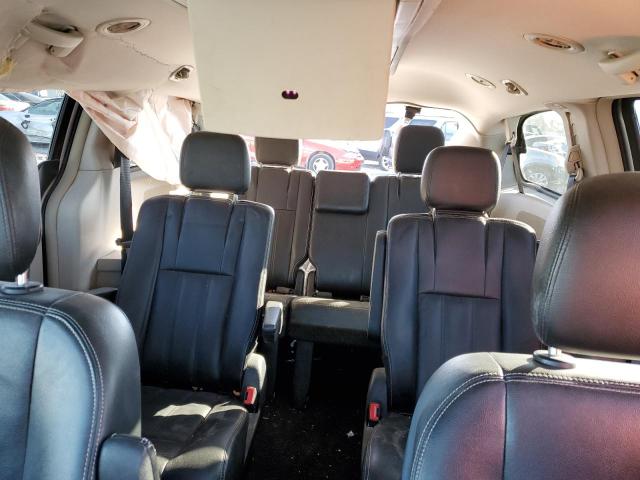 Photo 10 from auction – 2013 CHRYSLER TOWN & COU with VIN 2C4RC1BG4DR674744