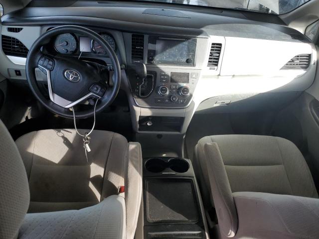 Photo 8 from auction – 2017 TOYOTA SIENNA LE with VIN 5TDKZ3DC0HS812895