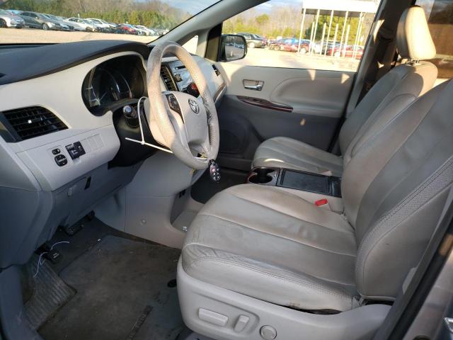 Photo 7 from auction – 2013 TOYOTA SIENNA XLE with VIN 5TDYK3DC2DS319440
