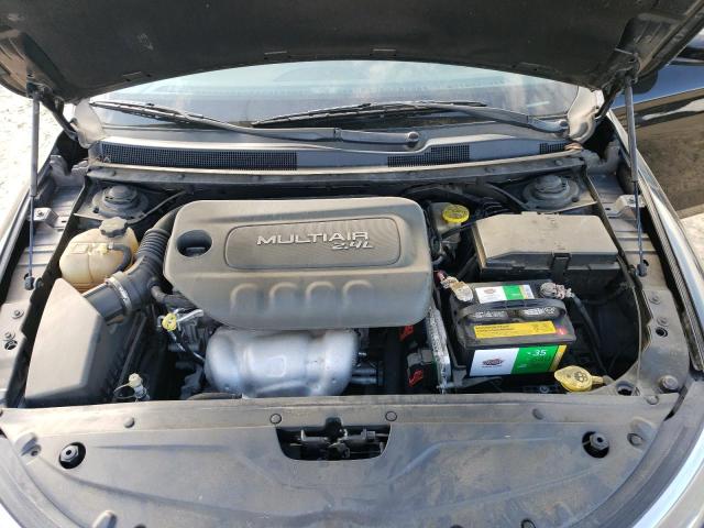 Photo 11 from auction – 2015 CHRYSLER 200 LIMITE with VIN 1C3CCCAB7FN585519