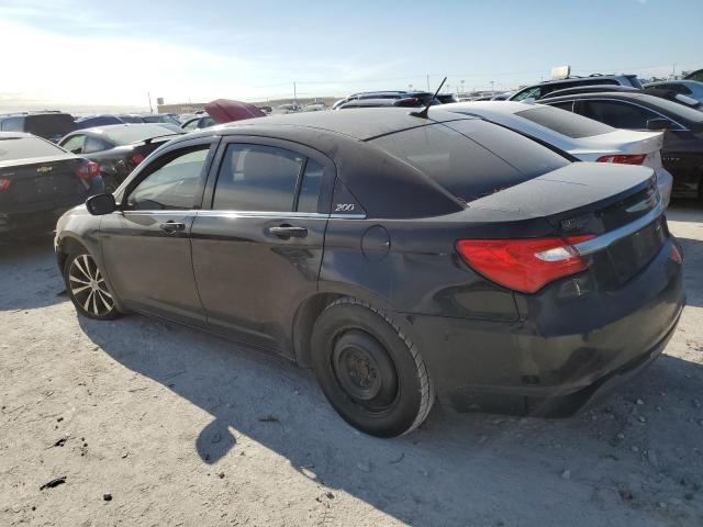 Photo 2 from auction – 2013 CHRYSLER 200 TOURIN with VIN 1C3CCBBB0DN600092