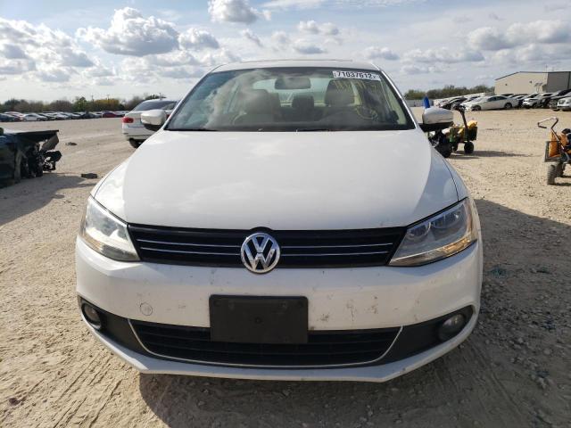 Photo 5 from auction – 2012 VOLKSWAGEN JETTA SEL with VIN 3VWLX7AJ7CM412522