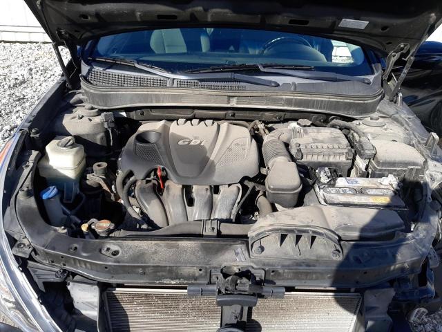 Photo 11 from auction – 2011 HYUNDAI SONATA SE with VIN 5NPEC4ACXBH120701