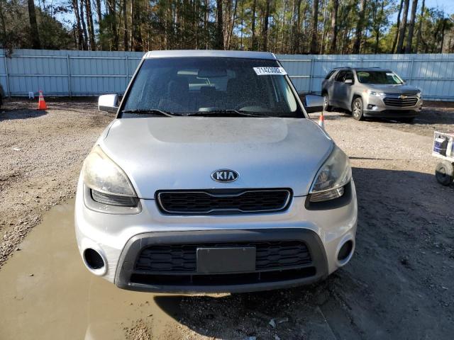 Photo 5 from auction – 2013 KIA SOUL with VIN KNDJT2A51D7490379