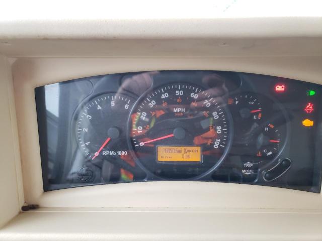 صورة رقم 8 من المزاد - 2005 WINNEBAGO SIGHTSEER مع VIN 5B4MP67G853406039